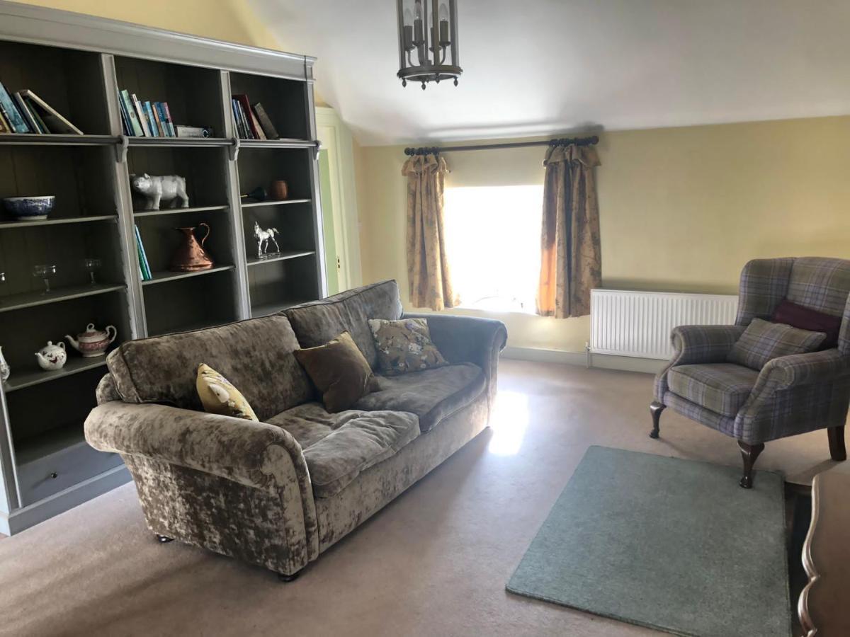 2 Bed Courtyard Apartment At Rockfield House Kells In Meath - Short Term Let Exteriör bild
