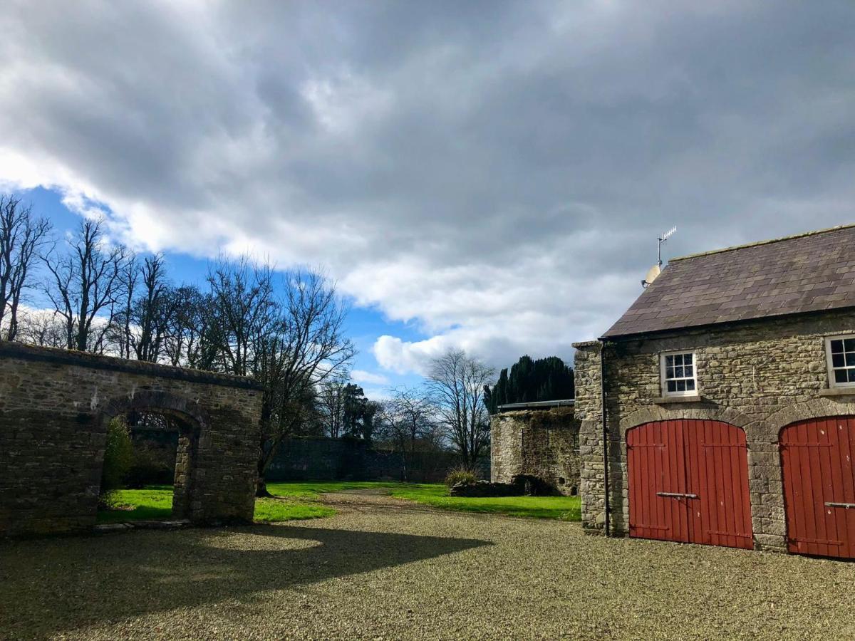 2 Bed Courtyard Apartment At Rockfield House Kells In Meath - Short Term Let Exteriör bild