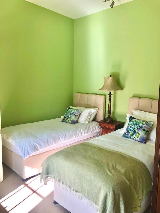 2 Bed Courtyard Apartment At Rockfield House Kells In Meath - Short Term Let Exteriör bild